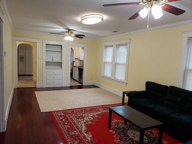 Photo - 29 Bailey Rd Unit 2