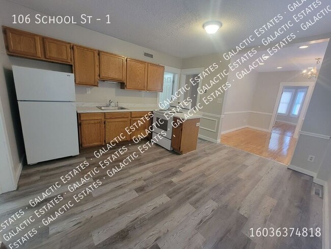 West side 3 bed 1 bath 1st floor apartment... - West side 3 bed 1 bath 1st floor apartment... Unit 1