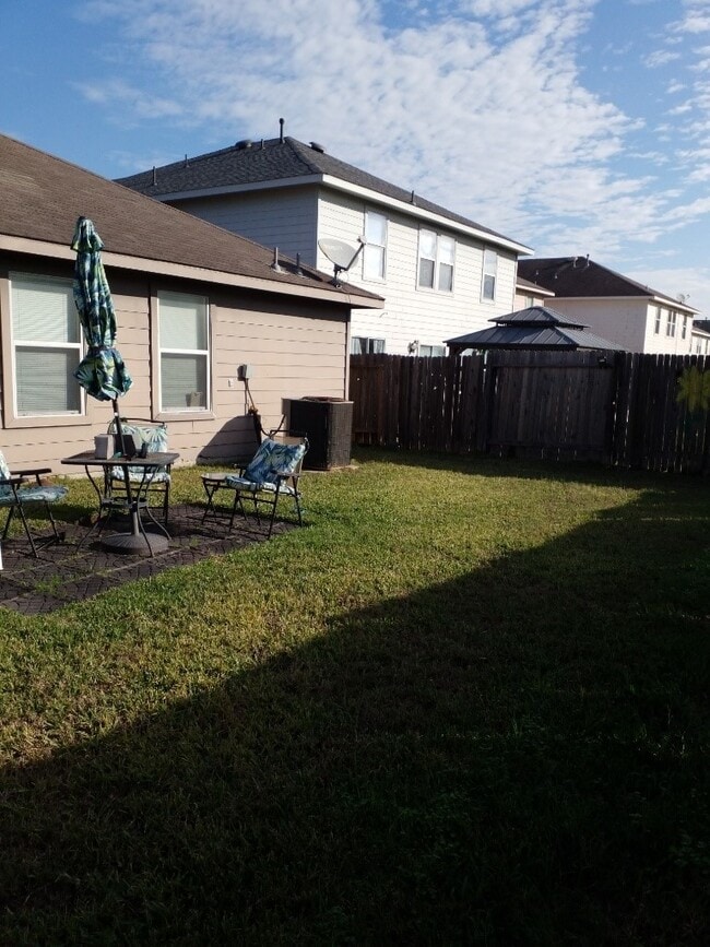 Photo - 20907 Banyan Crest Ln