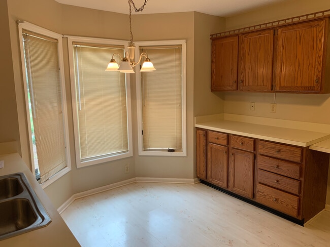 Photo - Active Adult Community - Pet friendly, 2 Bedroom, 2 Bath House with Garage!