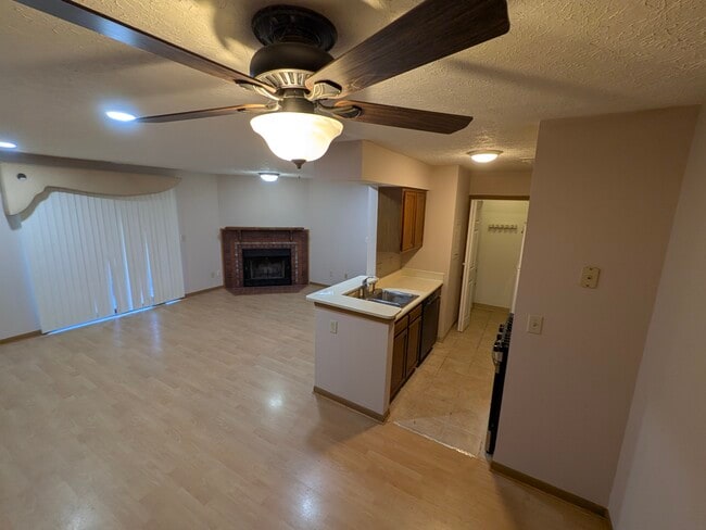 Photo - 2163 Hedgerow Rd Unit D