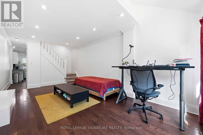 150 Elmer Ave