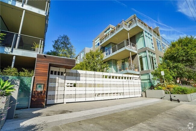 Building Photo - 4080 Glencoe Ave Unit 218 Rental