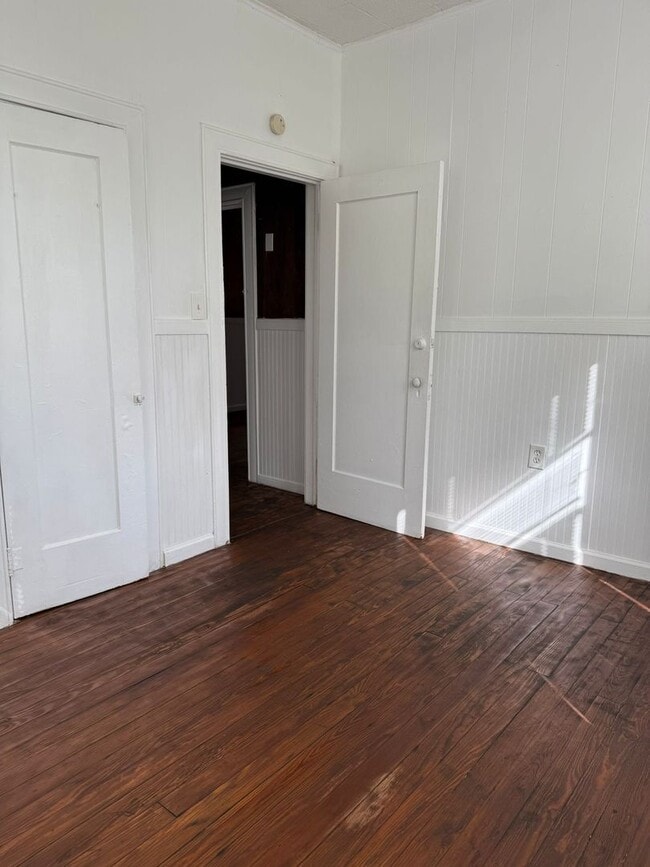 Photo - 2210 18th St