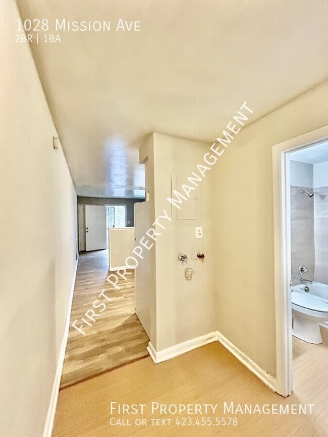 Photo - 1028 Mission Ave