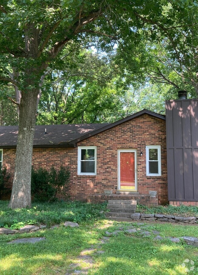 Building Photo - 635 Blazer Ave Rental