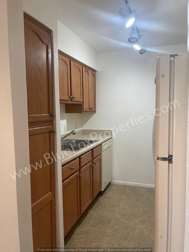 Photo - 1600 N Wilmot Rd Unit 235