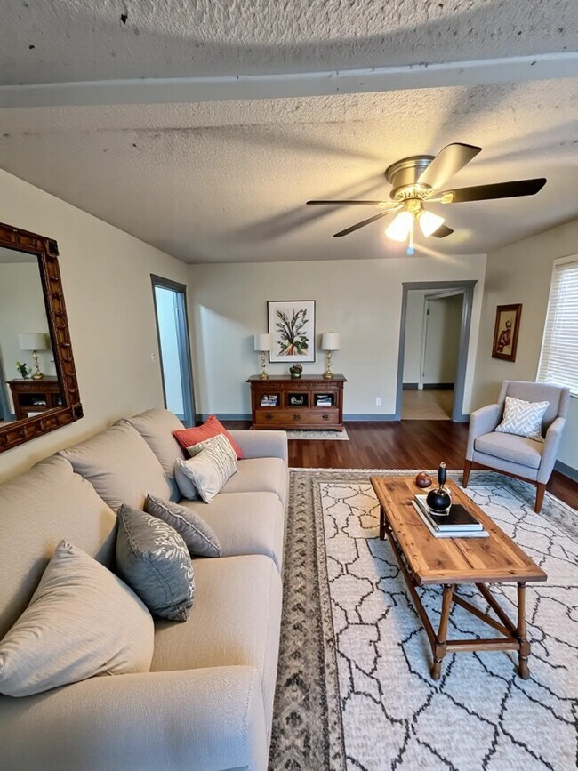 Photo - 4609 Dabney St