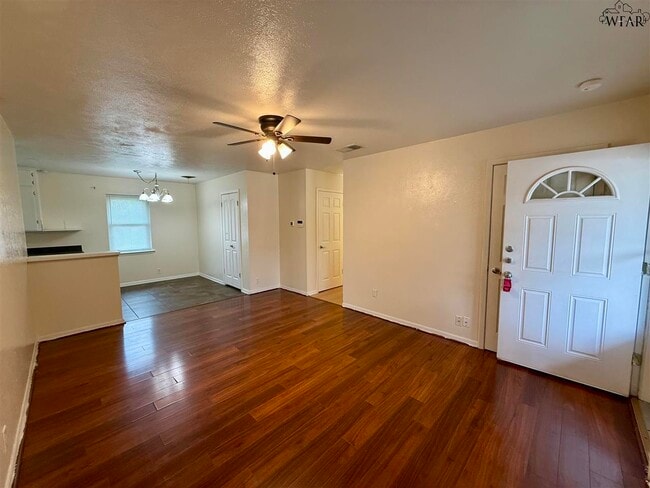 5403 Dewey St