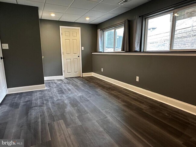 Photo - 2732 Shelburne Rd