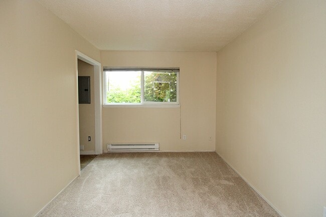 Photo - 5704 SW Beaverton Hillsdale Hwy Unit 4
