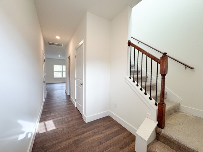 Photo - 7223 Traphill Ln