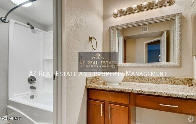 Building Photo - 3825 E Camelback Rd Unit 139 Rental