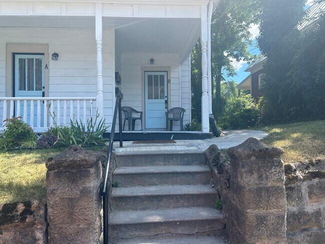 Photo - 346 Day Ave SW Unit Apt#B