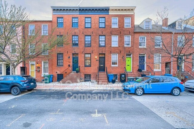 Photo - 724 S Hanover St