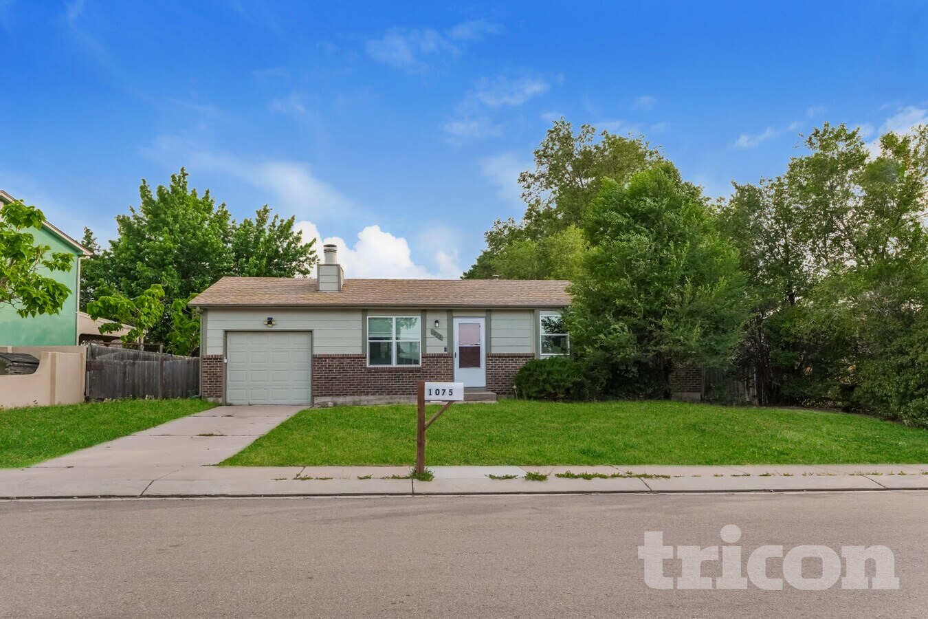 Photo - 1075 Keith Dr