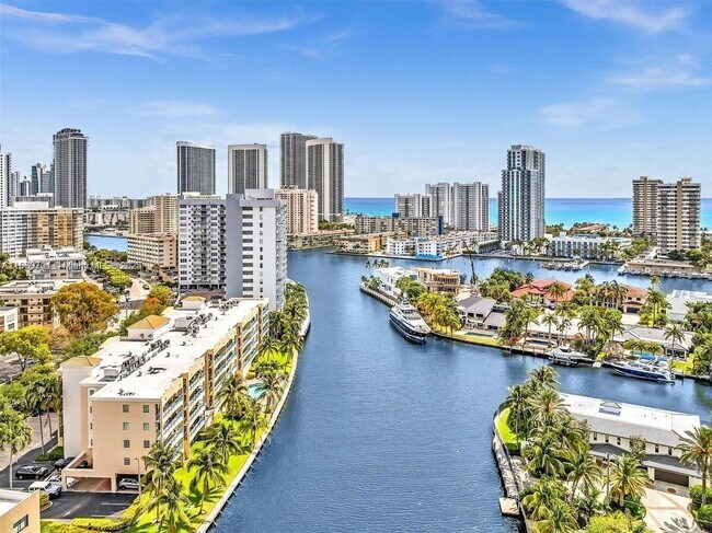 Photo - 201 Golden Isles Dr Unit 204