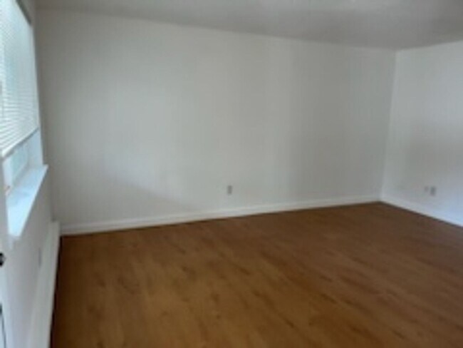 Photo - Charming 2 Bedroom 1 Bath Condo