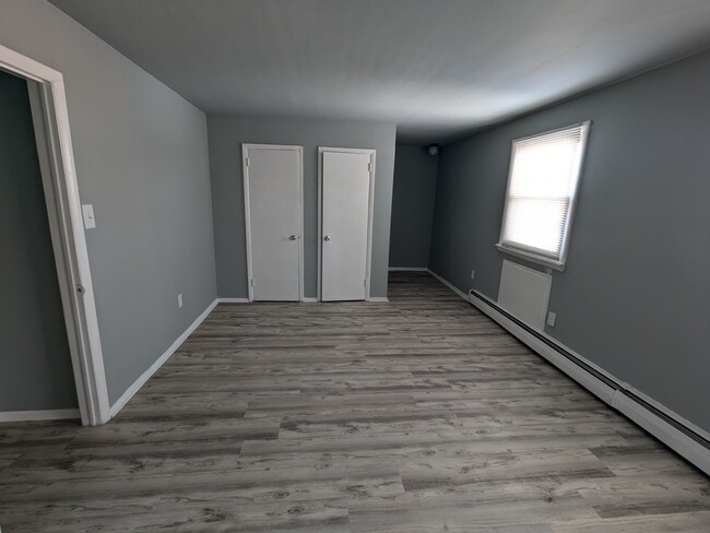 Applegate Apartments