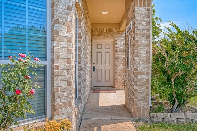 Photo - 19223 Brook Village Rd