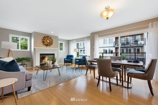 Spacious 2 Bedroom Condo in Queen Anne available NOW for $3550!