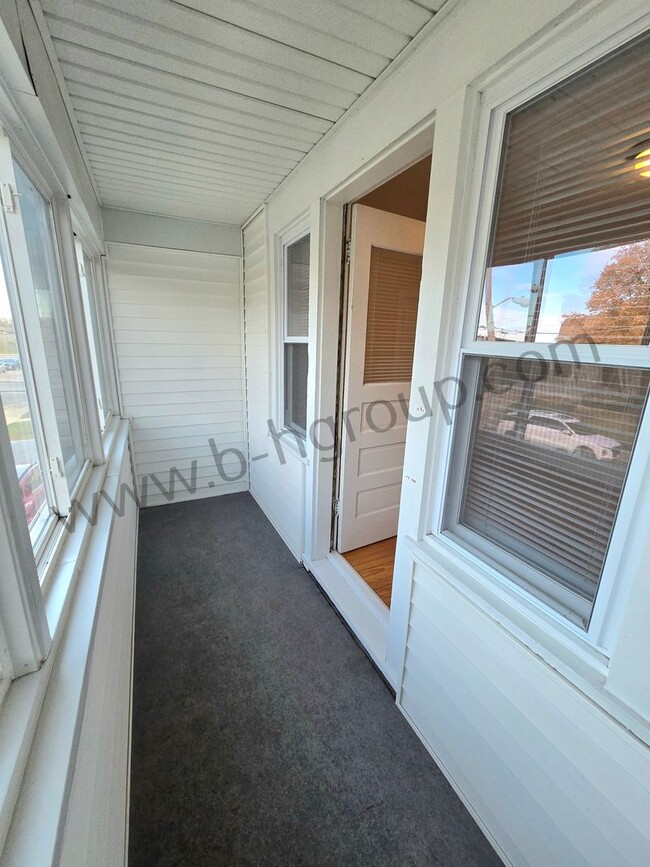 Photo - 1313 73rd St Unit Upper