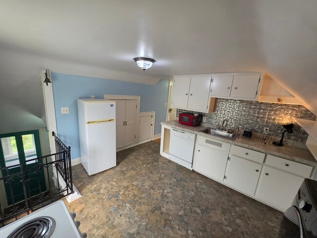 Photo - 420 Birney S St Unit Upper