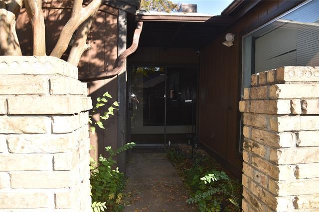 Photo - 5506 Willow Cir