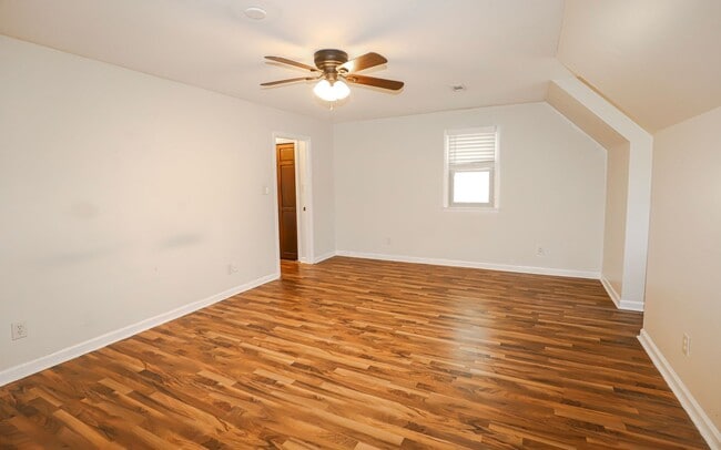 Photo - Gorgeous Estate home in Houndslake!
