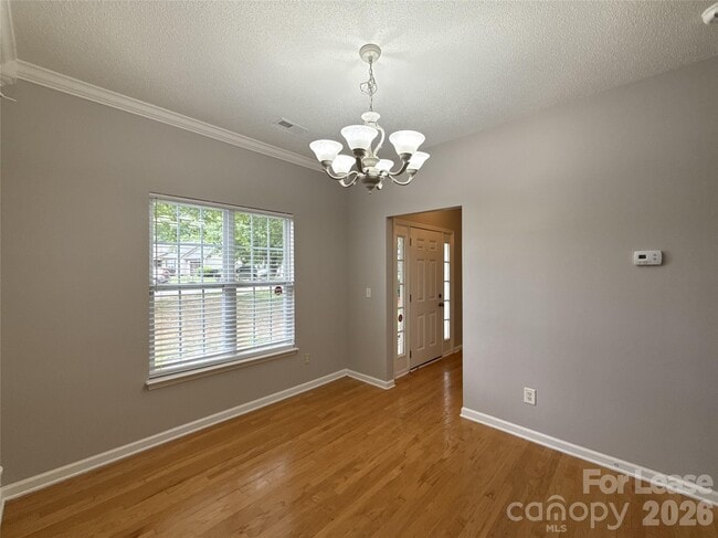 Photo - 432 McGinn Grove Dr