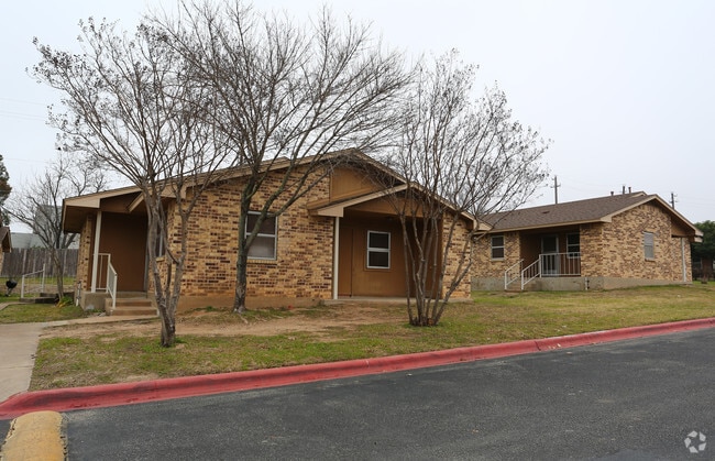 Coronado Hills - Coronado Hills Apartments