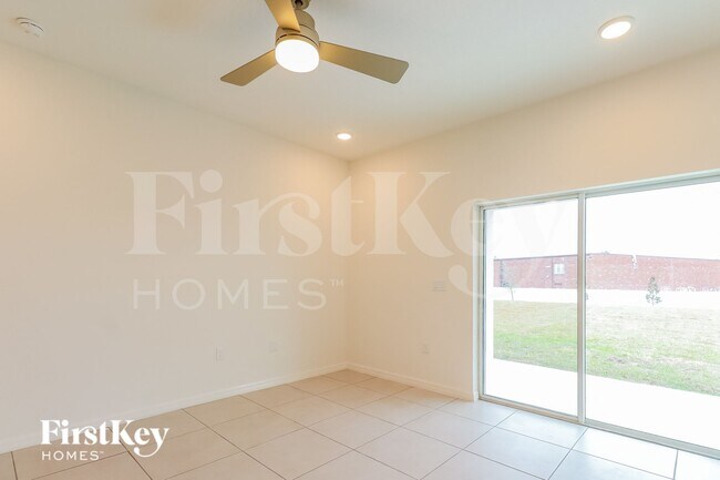 Photo - 121 Windsor Reserve Dr