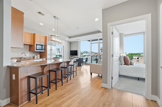 Photo - 1 Roebling Wy Unit 505