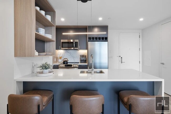 Photo - Luxurious Woodside 2 Bedroom/2 Bath  with Views!