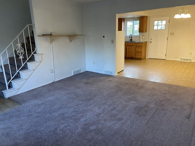 Photo - 1244-1250 Cliffside Street Unit 1246