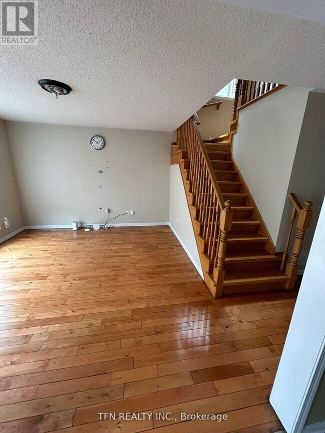 Photo - 117 Rouge River Dr