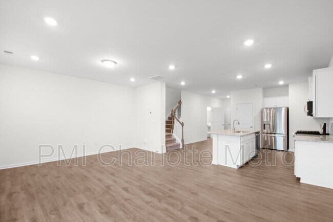 Photo - 2808 Trinity St