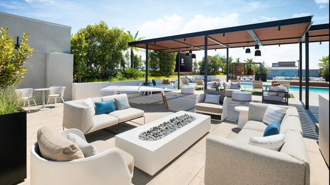 The Aqua Deck Rooftop Lounge