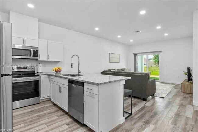 Photo - 4417 28th St SW Unit 4417