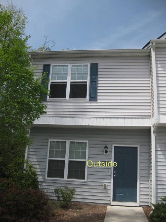 Outside - 162 Blue Crest Ln Townhome