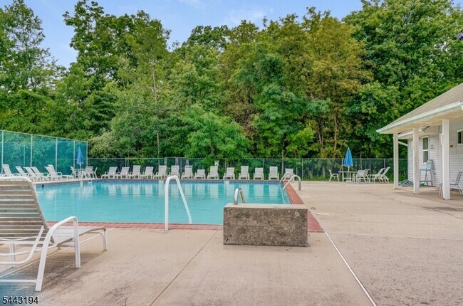 Photo - 230 Vasser Dr