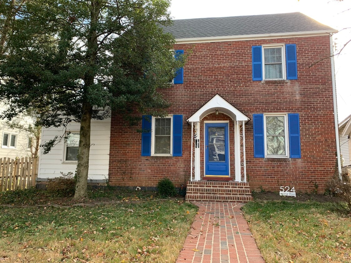 Photo - 524 Whittier St NW (Washington, DC)