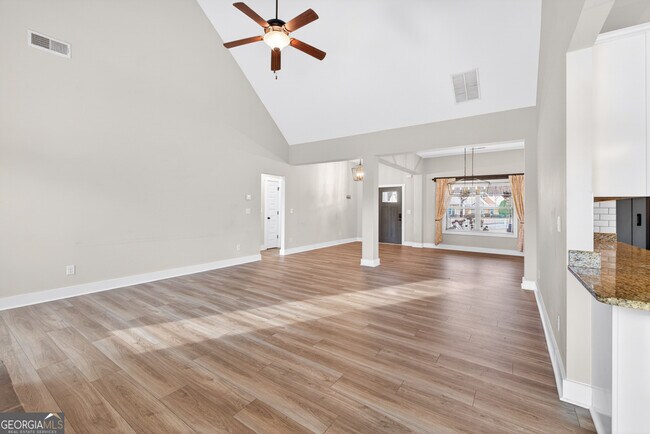 Photo - 612 Quail Ct