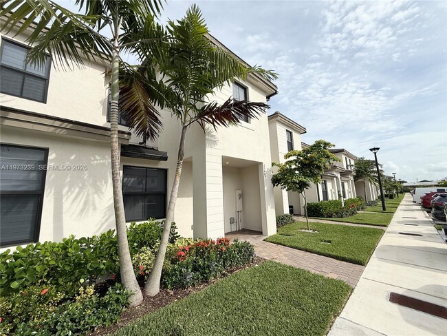 Photo - 23465 SW 127th Pl