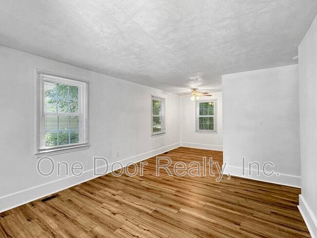 Photo - 224 Virginia Ave