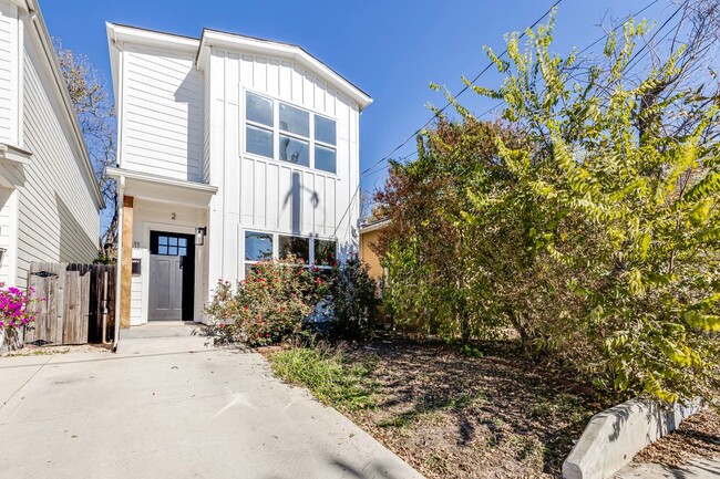 Photo - 811 Nevada St