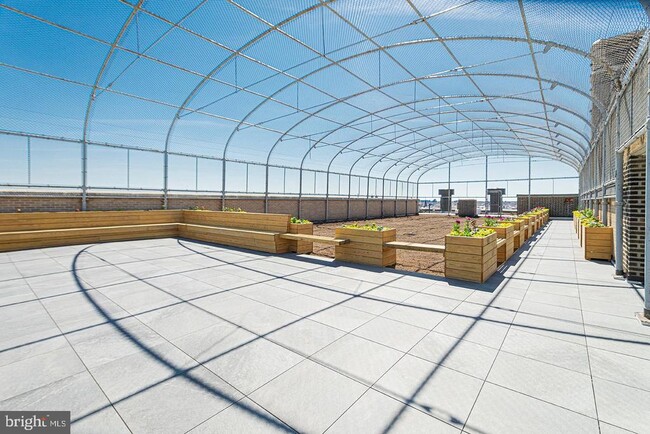 Photo - 1300 S 19th St Unidad 305