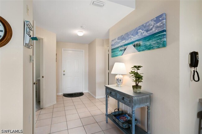 519 Roma Ct Unit 306