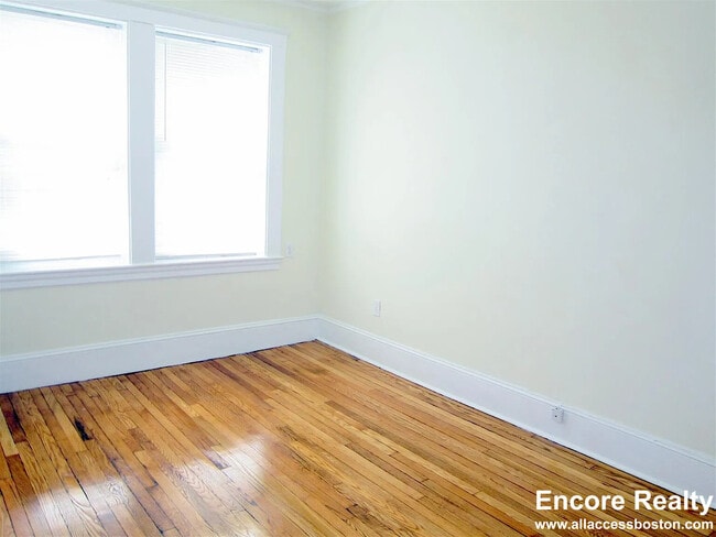 Photo - 155 Summer St Unit 3F