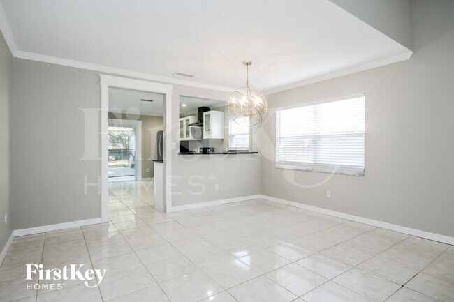 Photo - 4212 Kipling Ave